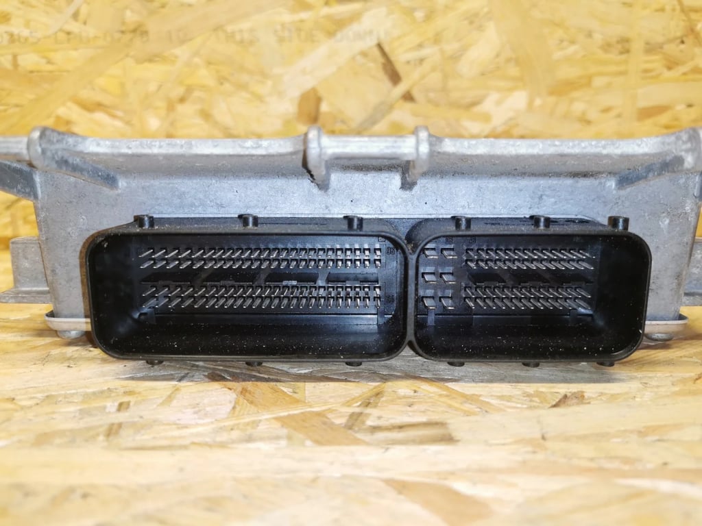 MERCEDES B KLASSE 1.7 BENZIN MOTORSTEUERGERÄT A2661539679