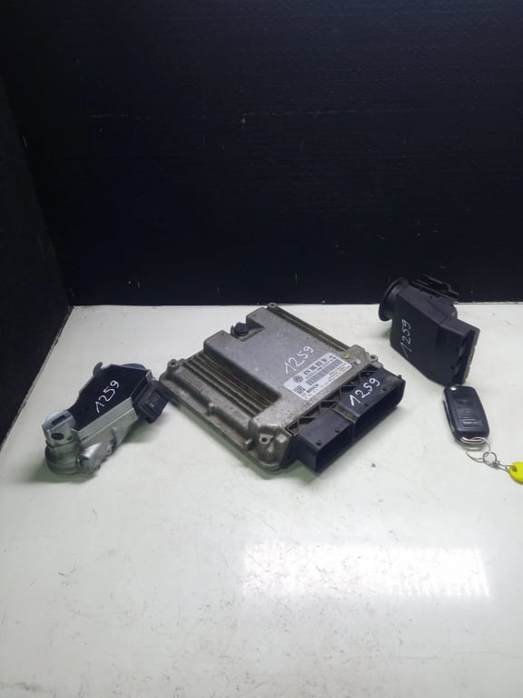 074906032BA A9069003803 HVW9064620130 VW CRAFTER ECU