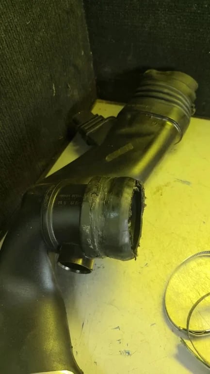 A6420943497 Air Inlet Intake Hose Pipe Tube for MB