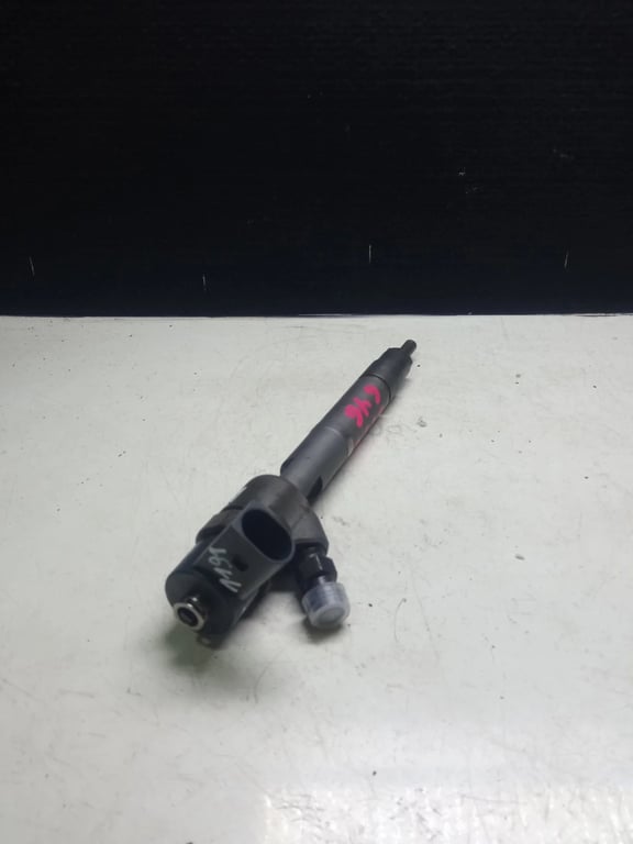 A6460700287 0445110 FUEL INJECTOR for MB VITO
