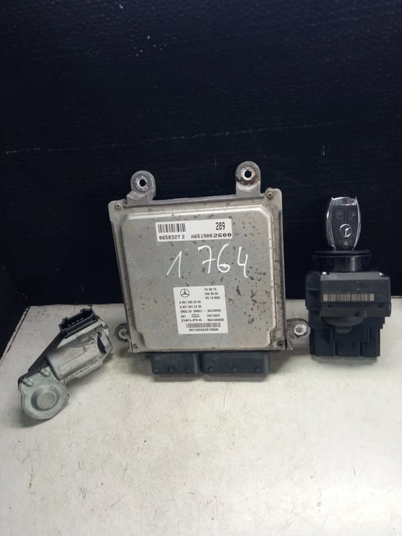 A6519002600 A9065453008 A0375456132 ECU for MB