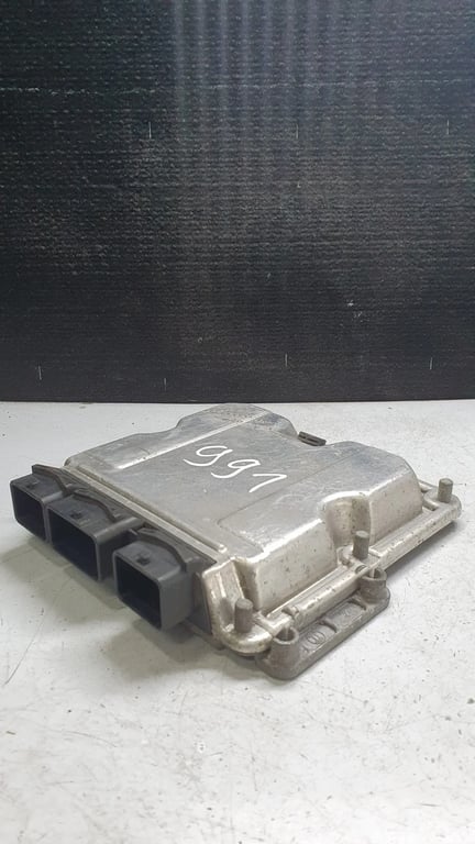 0281011084 9647693180 ECU for CITROEN XSARA