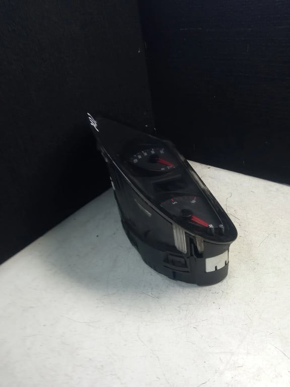HVW9069004300 A9069010301 INSTRUMENT CLUSTER for CRAFTER