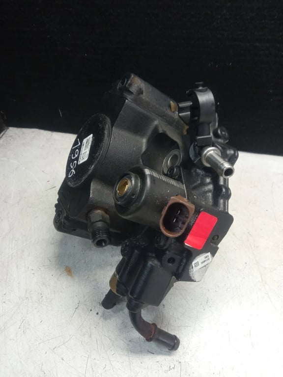 6510702001 9424L17560 7190-188A FUEL PUMP for MB