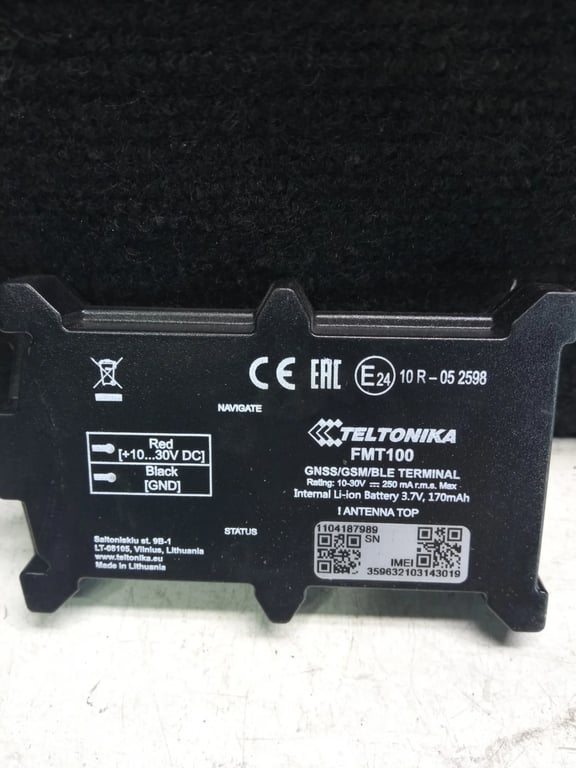 FMT100 TELTONIKA real time gps tracker