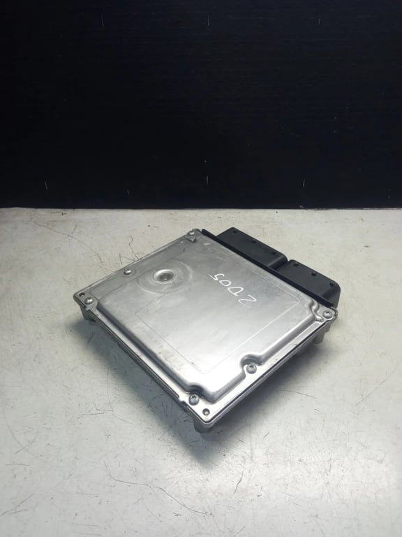 A6111535379 0281011180 ECU for MB