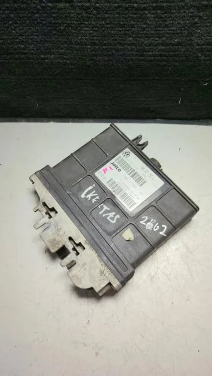 09B927750L 4BK63XN5G 31036PW110 ECU for VW