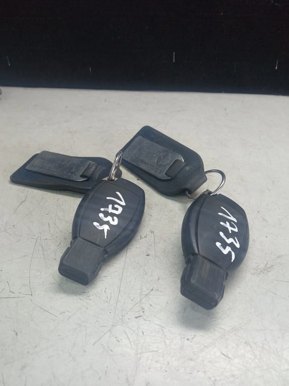 A6461530491 0281011789 ECU for MB with 2 KEYS