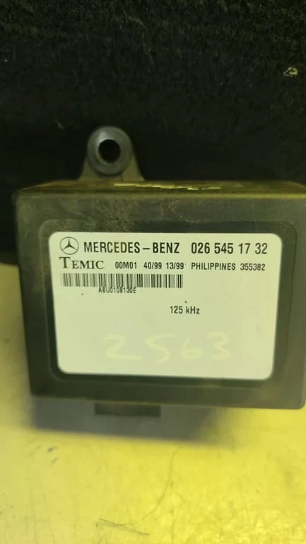 A1695453932 Tow bar trailer control unit/module for MB
