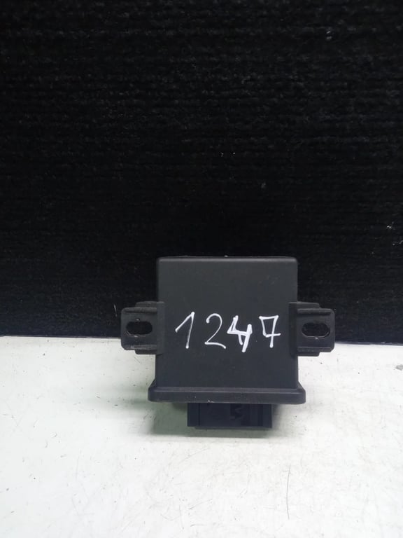 A6398201426 MB LIGHT CONTROL MODULE