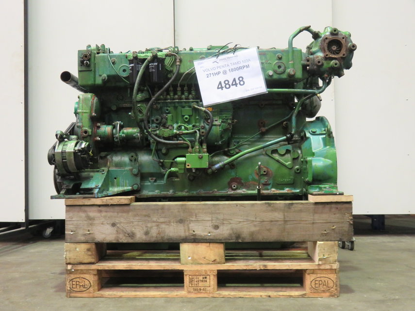 52213-25913-4848-volvo-penta-tamd-103a-3.jpg