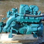 volvo-penta-md2b-diesel-enginejpg.image_.733x550.jpg