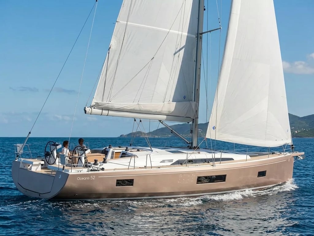 Oceanis 52