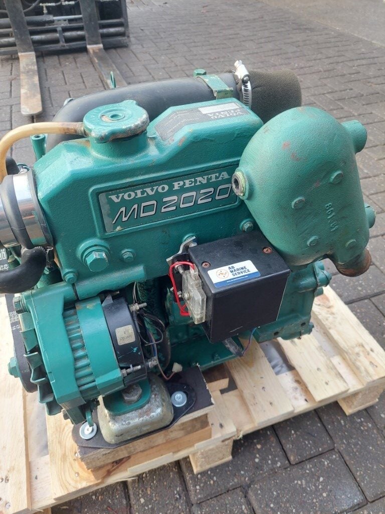 Volvo-penta-md202005-rotated-1.jpg