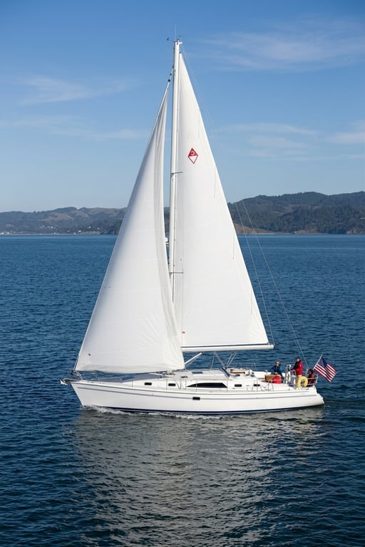 Catalina 445
