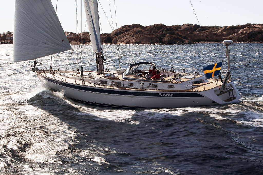 Hallberg-Rassy-62-Nadir-Hull-5