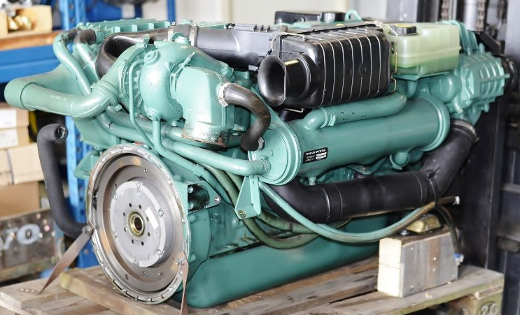 KAMD_43P_volvo-penta-kamd-43p-hs63a-reverse-gear_2_1.jpg