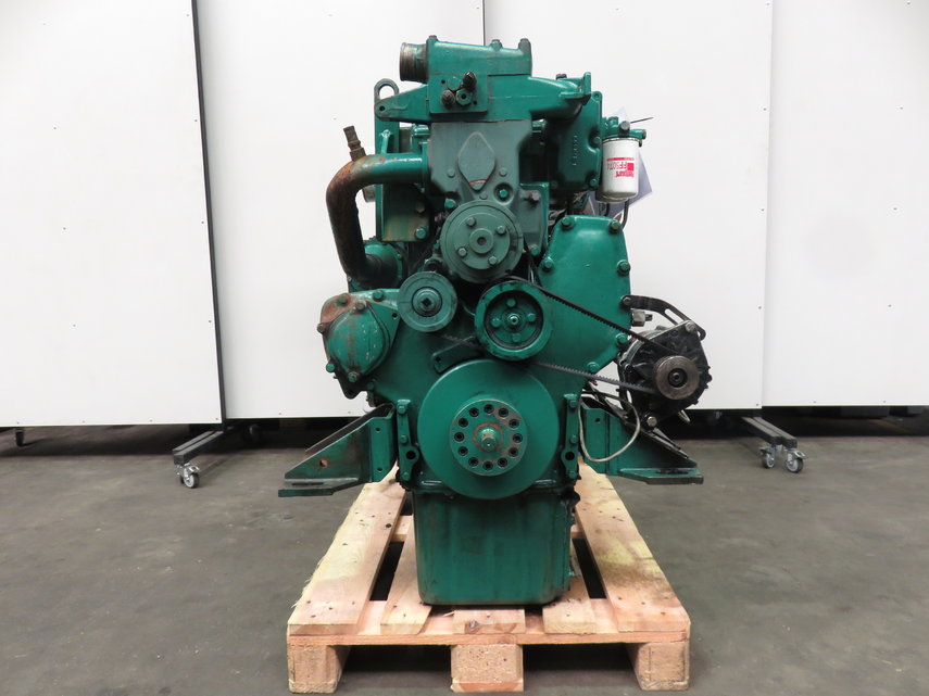 48138-16306-4562-volvo-penta-tmd-121c-4.jpg