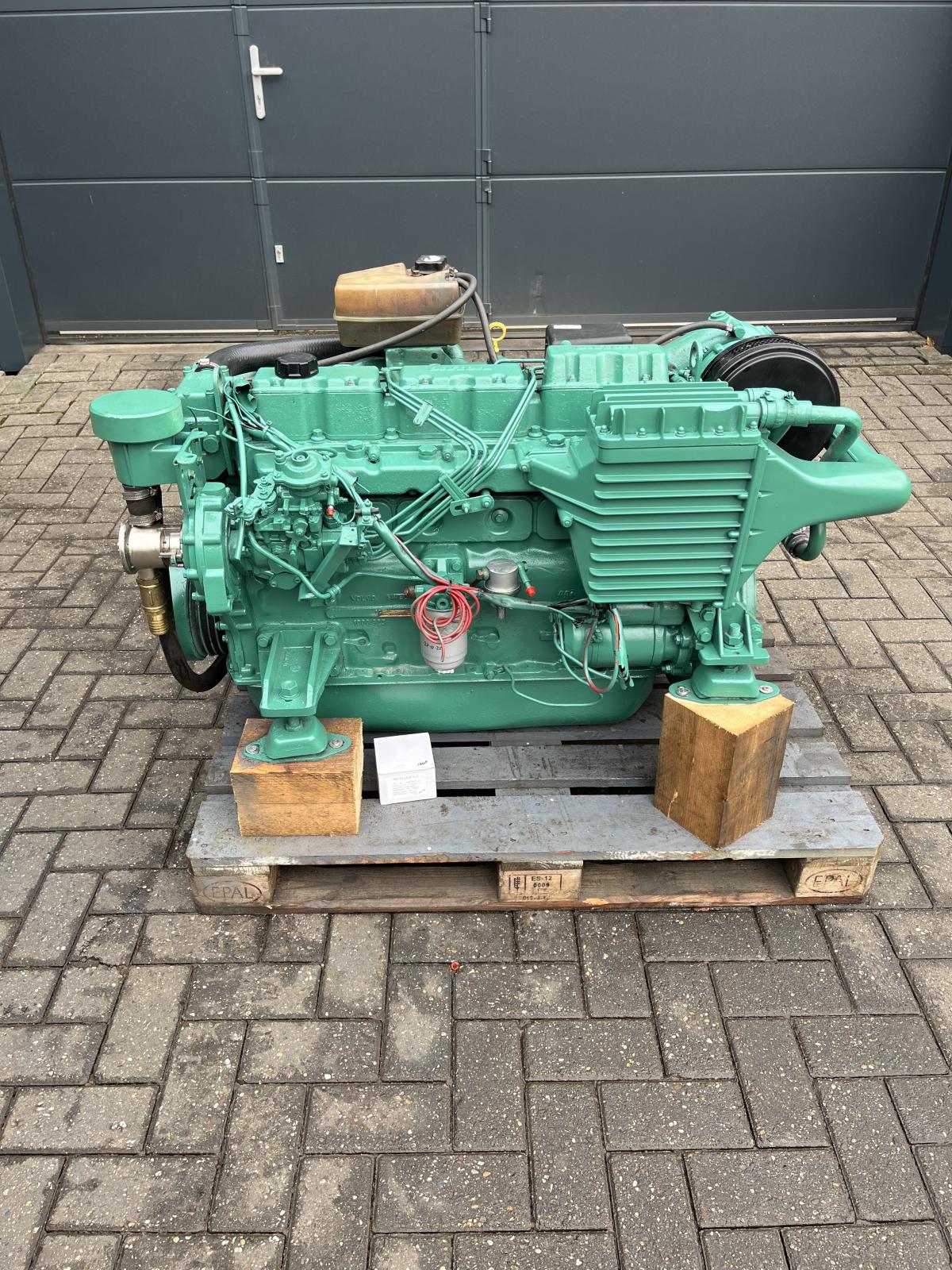 volvo-penta_kad42_7.jpg