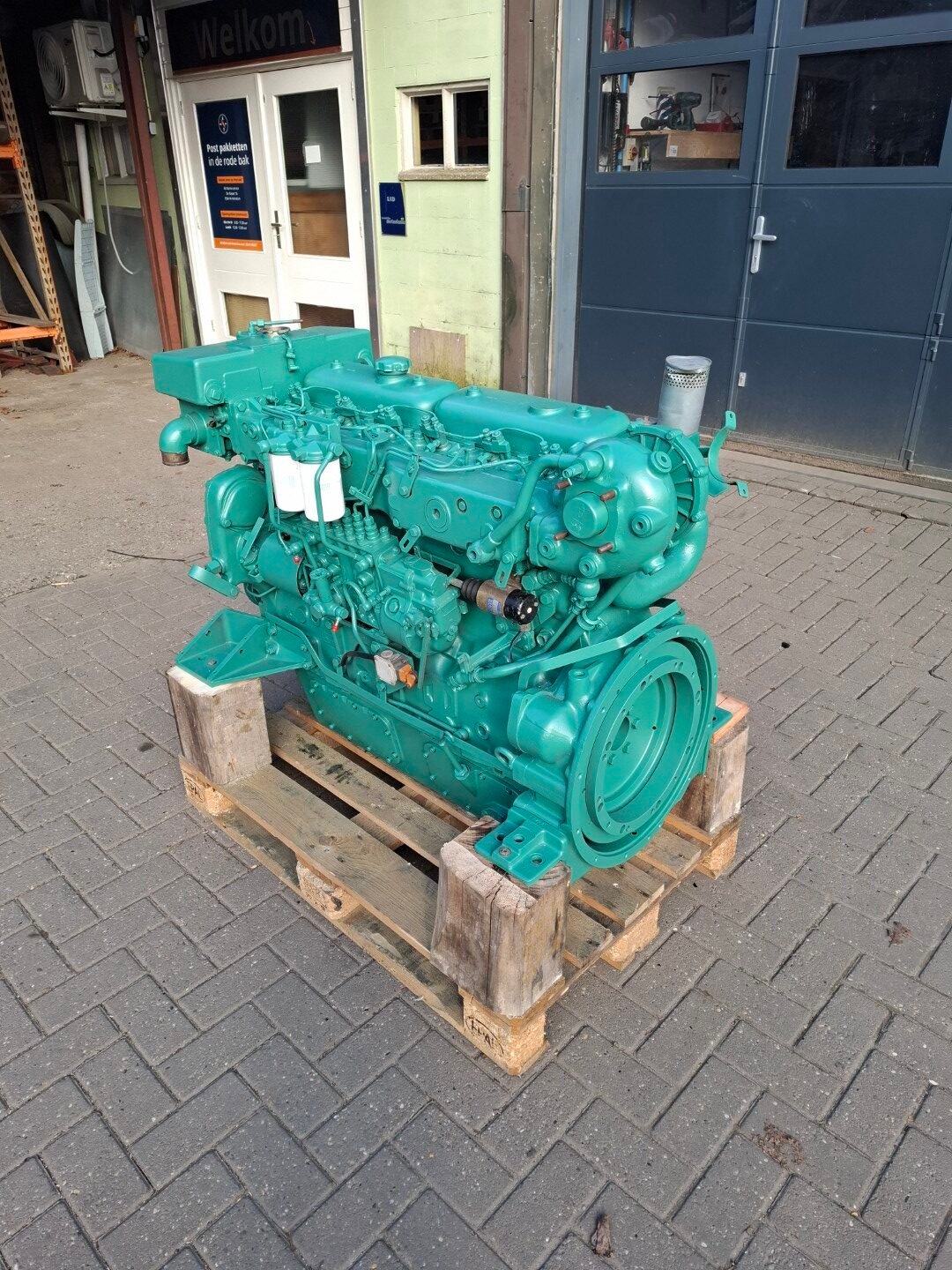 Volvo-penta-TDM70-1-rotated-1.jpg
