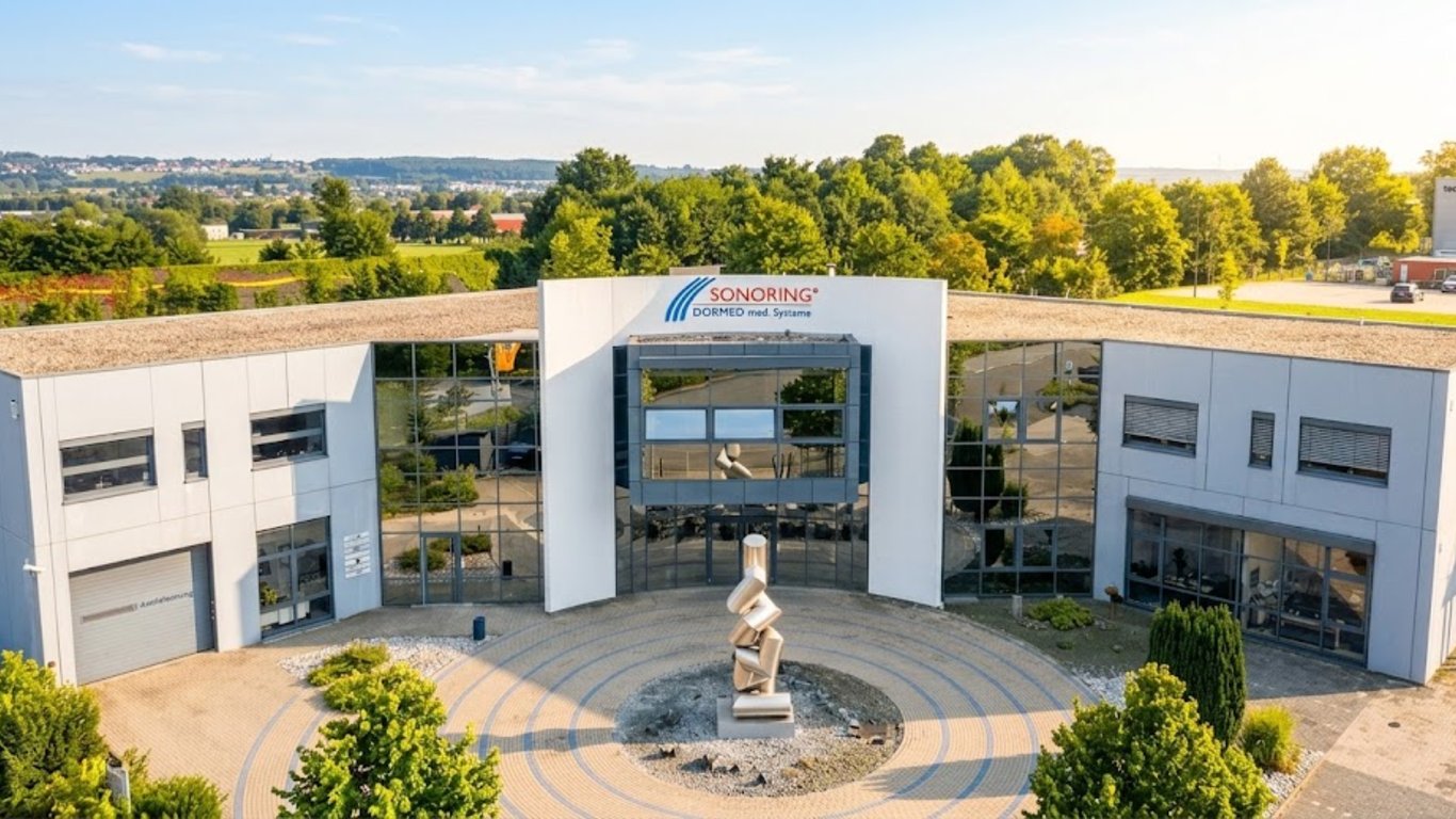 SONORING DORMED Hauptsitz Dortmund — Ultraschall Showroom und Technik-Team