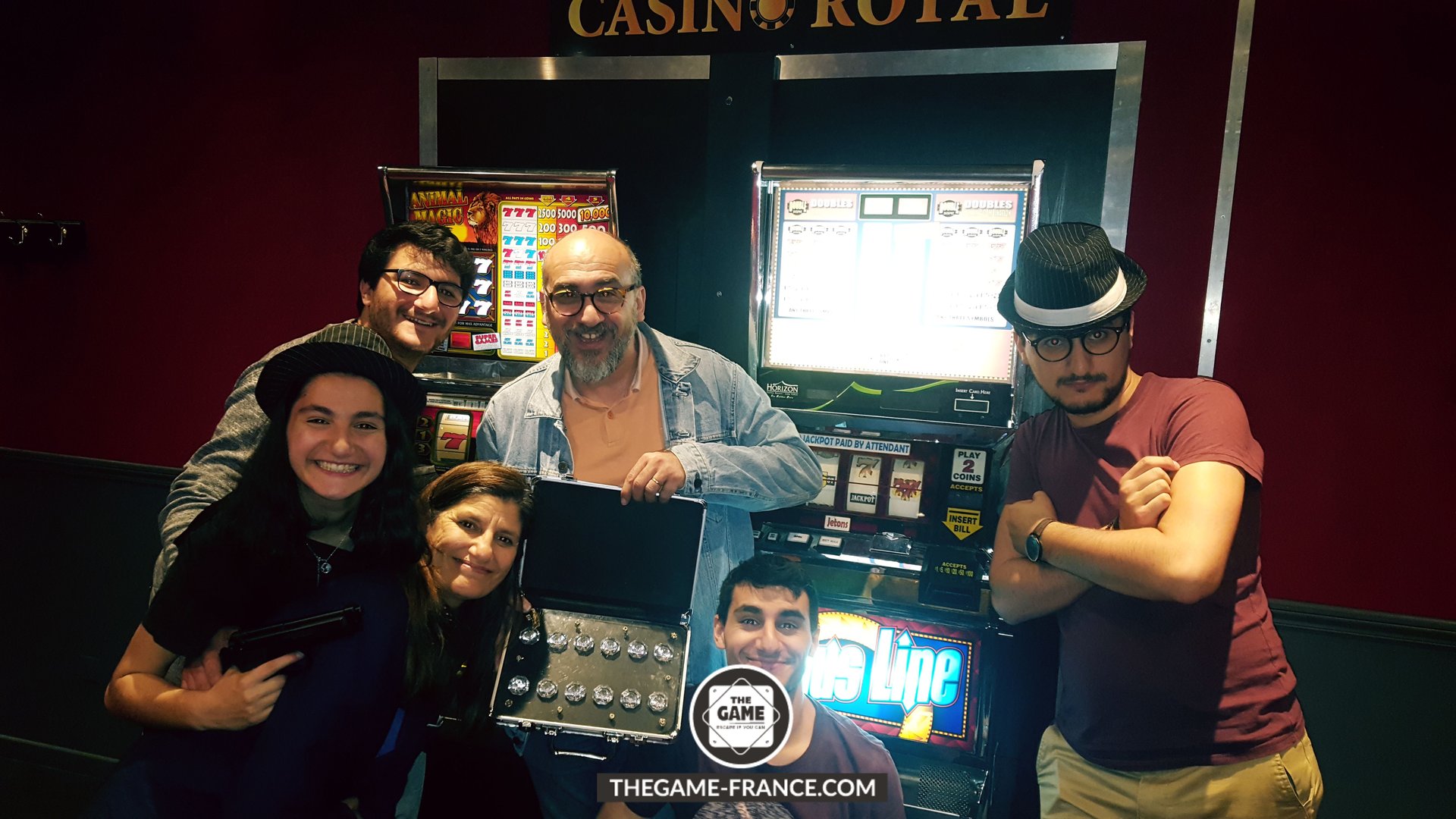 joueurs-escape-game-dans-braquage-de-casino