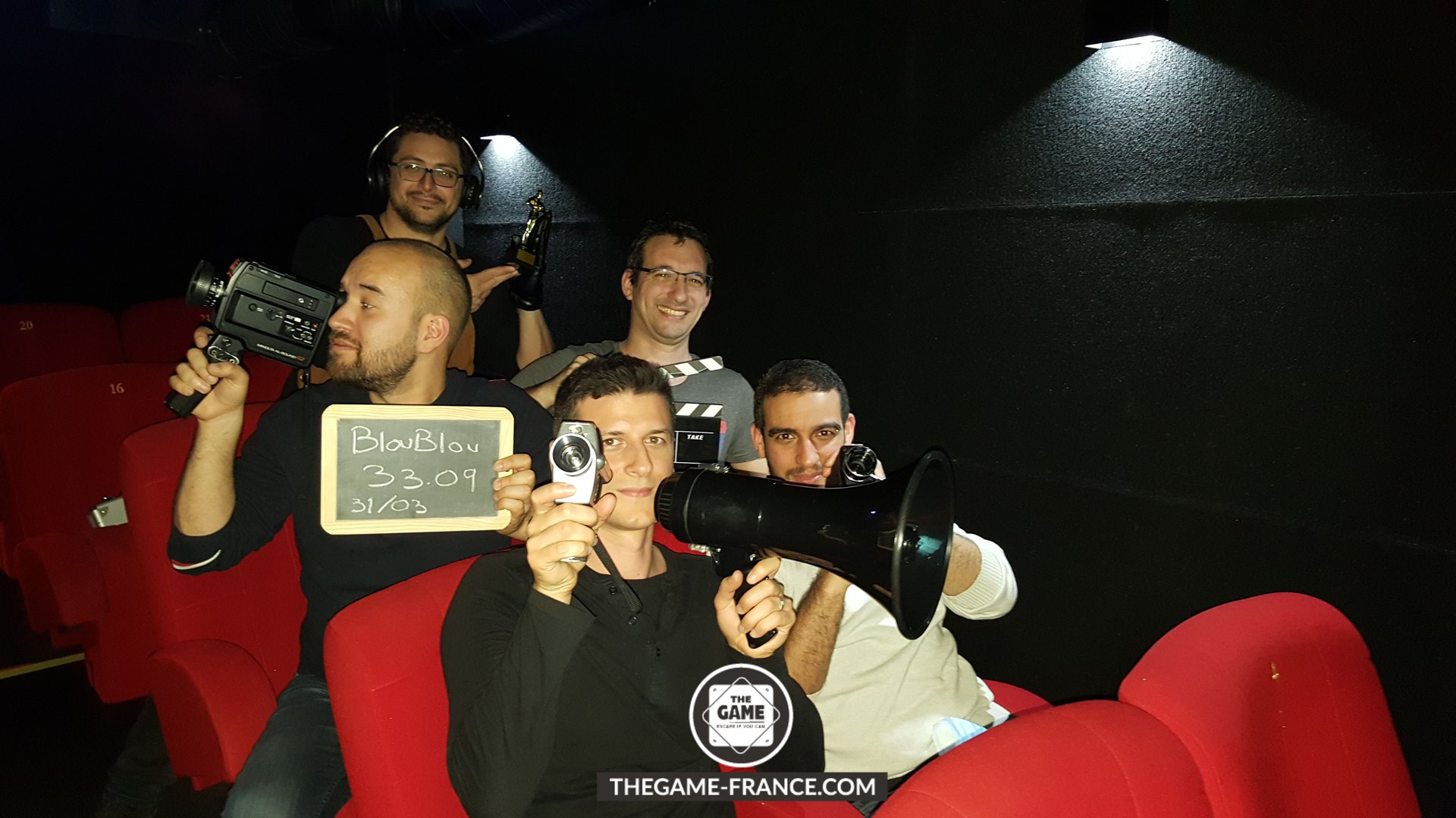 joueurs-escape-game-dans-cinema