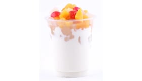 Yoghurt & fruit