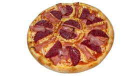 Pizza carbonara pepperoni