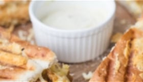 Tosti kipdoner (Turks Brood)