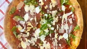 Pizza bresaola