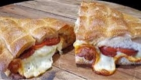 Tosti kaas/pepperoni (Turks broodje)