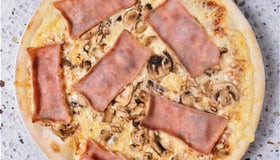 013. Pizza capricciosa vulcano