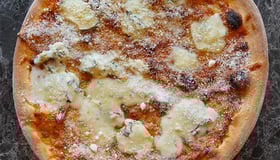 Pizza qauttro formaggio