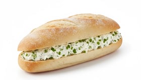 Broodje roomkaas met bieslook