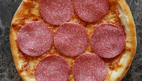 Pizza salami