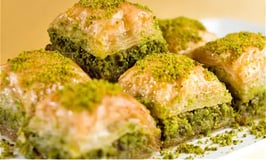 Baklava بقلاوة