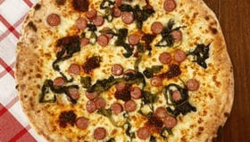 Pizza salsiccia e friarielli