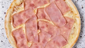 003S. Pizza borromea prosciutto