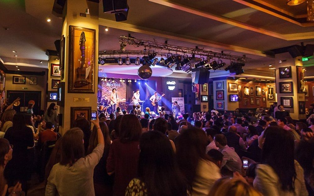 hard-rock-cafe-bucharest