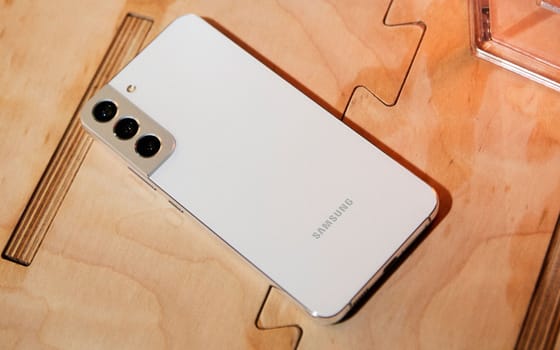 Upgrade Your Device and Save $100 on the Samsung Galaxy S23 Smartphone