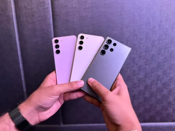 Performance of Samsung, Apple, and Xiaomi in India's Smartphone Sector in 2023