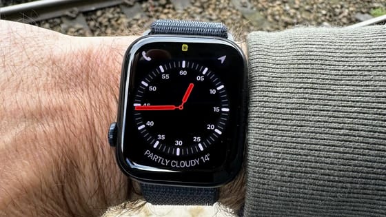 Anticipating Upcoming Prohibition, Apple Excises Selected Smartwatches from Its Internet Shop
