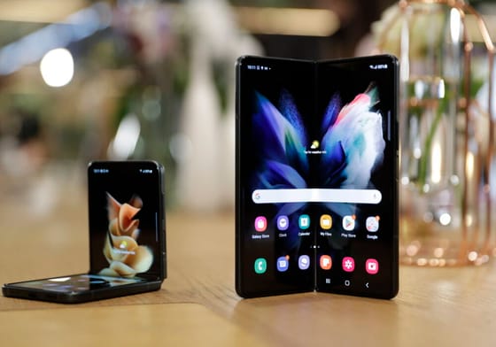 Actualités Mondiales | Samsung dévoile des smartphones pliables, pari sur les appareils avec des écrans flexibles