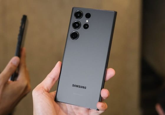 Samsung se mantiene como el principal fabricante de teléfonos inteligentes en el tercer trimestre de 2023, segun Canalys