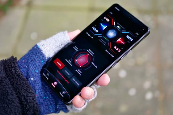 Asus ROG Phone 8 Pro Test Vom Gaming-Smartphone zum Premium-Smartphone