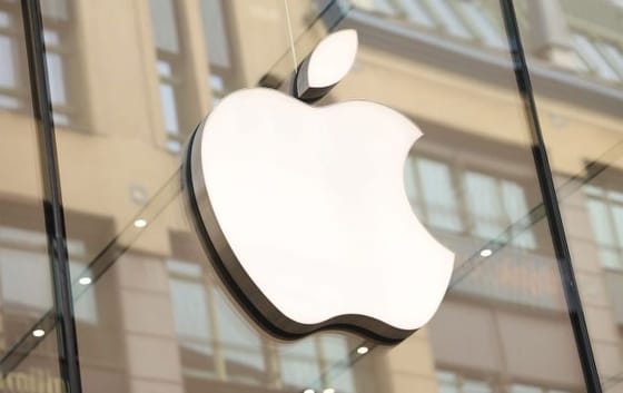 La Visione Radicalmente Rivoluzionaria di Apple: Un Viaggio nell'iPhone 20 Tutto in Vetro che Potrebbe Ridefinire il Design degli Smartphone entro il 2027