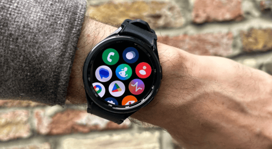 The Introduction of 'Galaxy Watch FE' Hints at an Apple-Esque Expansion in Samsung's Smartwatch Series