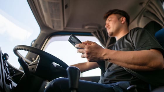 Le Japon enregistre un nombre record d'accidents de la route impliquant l'utilisation du smartphone