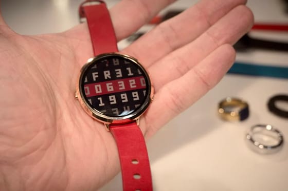 PEBBLE ROUND 2 SFRUTTA LA NOSTALGIA DEGLI SMARTWATCH QUESTO MESE - GIZMODO